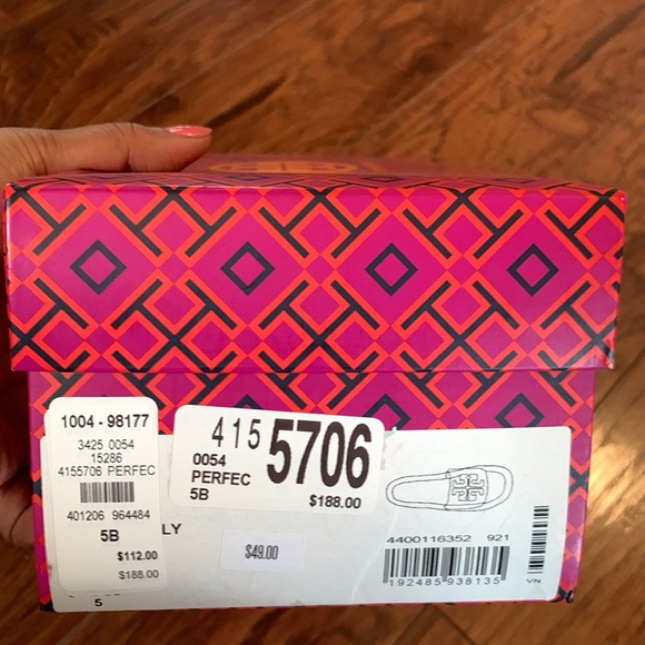 Tory Burch Clear Bubble Jelly Flat Sandals - Picture 9 of 10